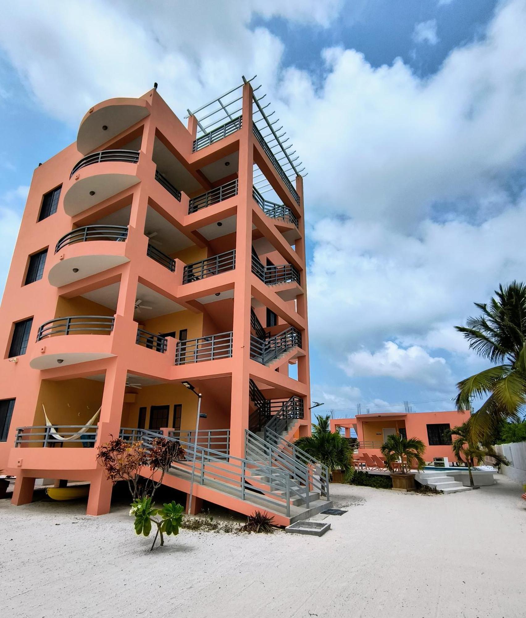 الشقق الفندقية كاي كولكرفي  Bay Towers المظهر الخارجي الصورة